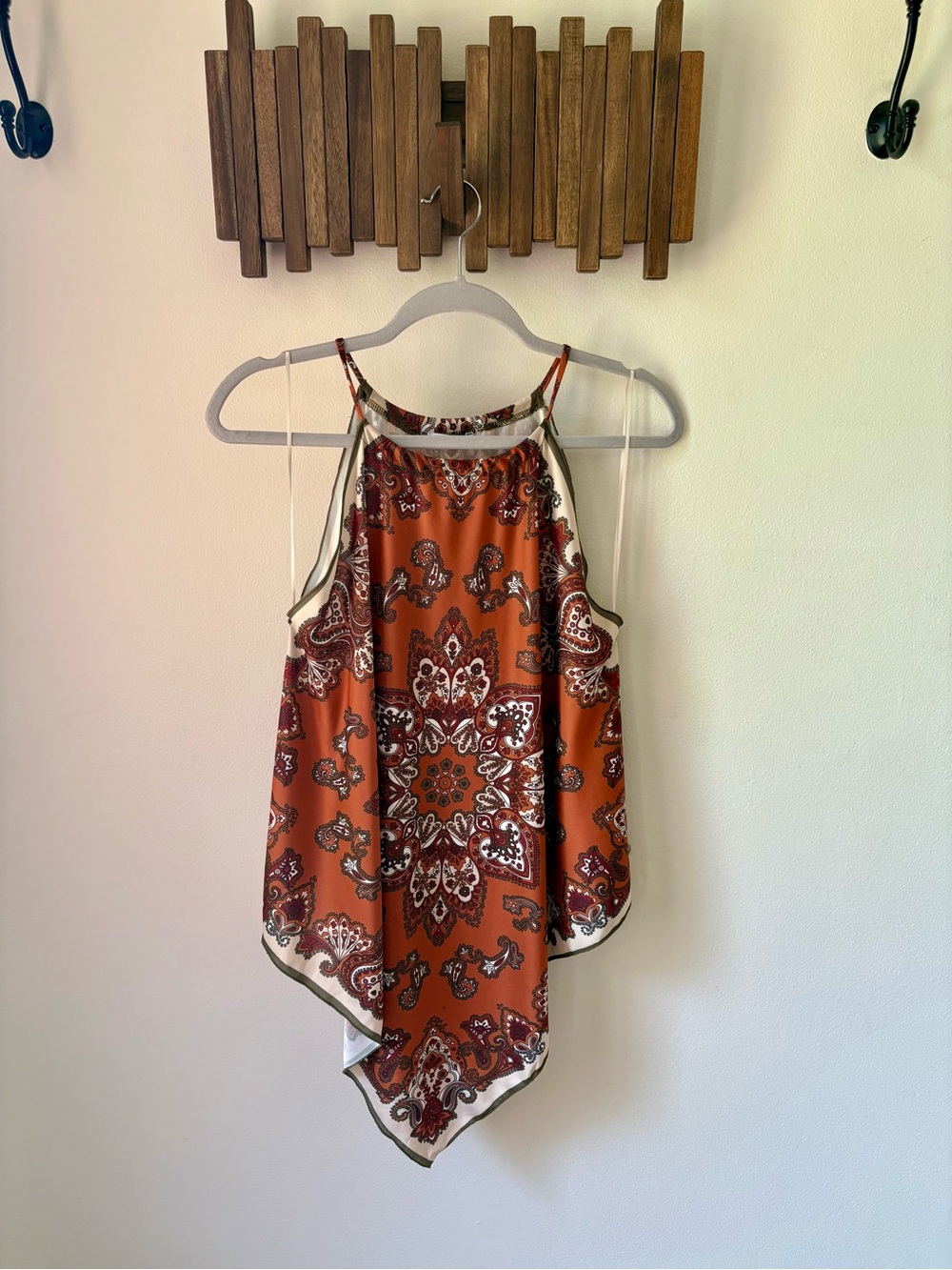 Zara Women’s Rust Paisley Handkerchief Halter Top M